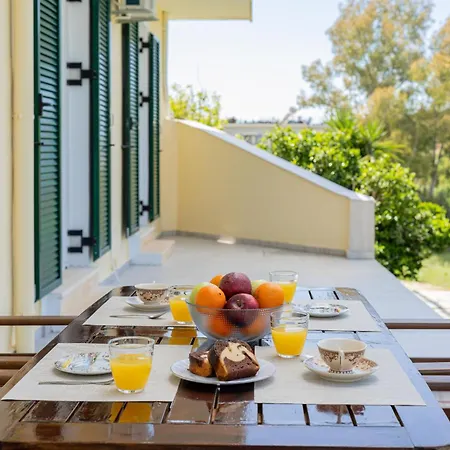 Levanda Apartment *